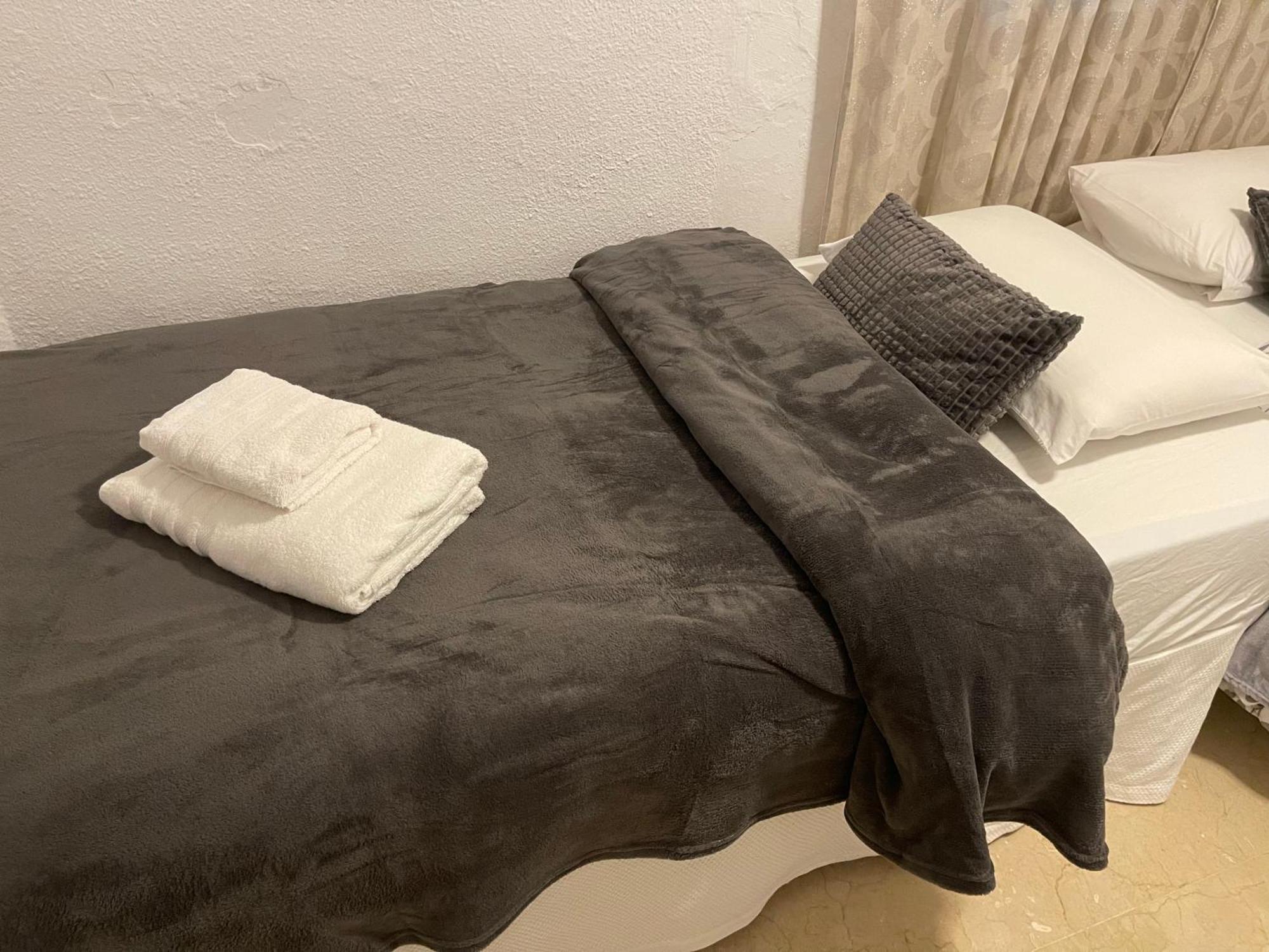 Apartamento Las Brisas Mijas Bagian luar foto