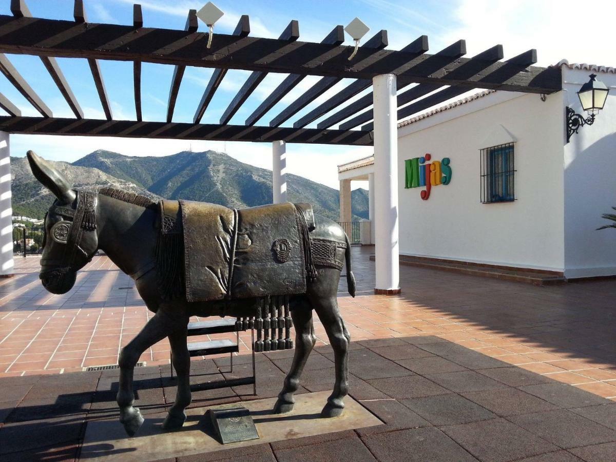 Apartamento Las Brisas Mijas Bagian luar foto